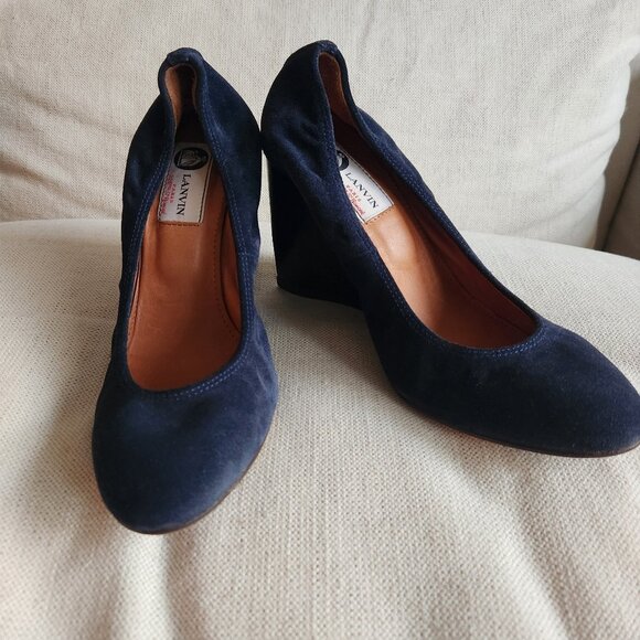 NWOT Lanvin Navy Suede Wedge Heels - US 7.5 - Picture 3 of 14